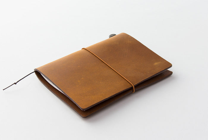 TRAVELER'S notebook PASSPORT Size - Camel